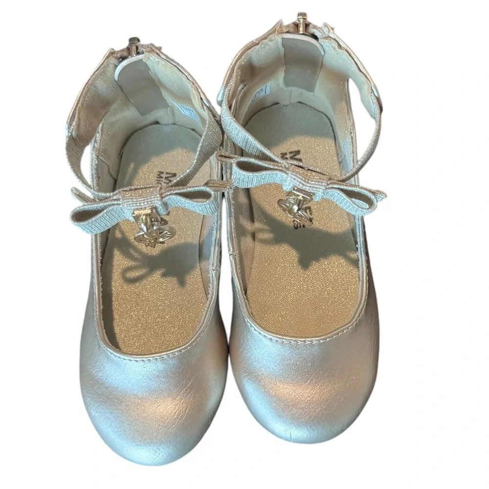 Michael Kors Girls “Kenyah Kay” Logo Charm Gold Ballet Flats Size 6 Toddler/Baby - Picture 3 of 12